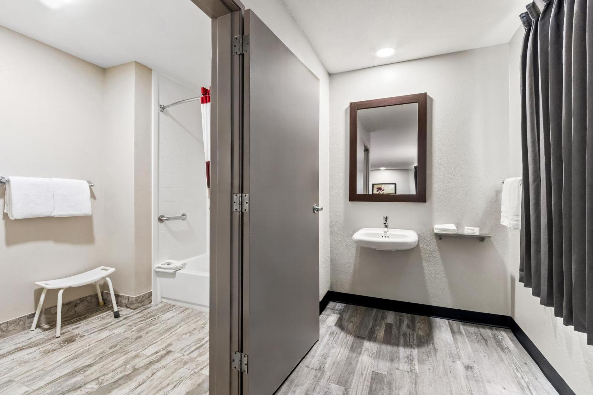 Red Roof Inn Phoenix North - I-17 At Bell Rd Ngoại thất bức ảnh